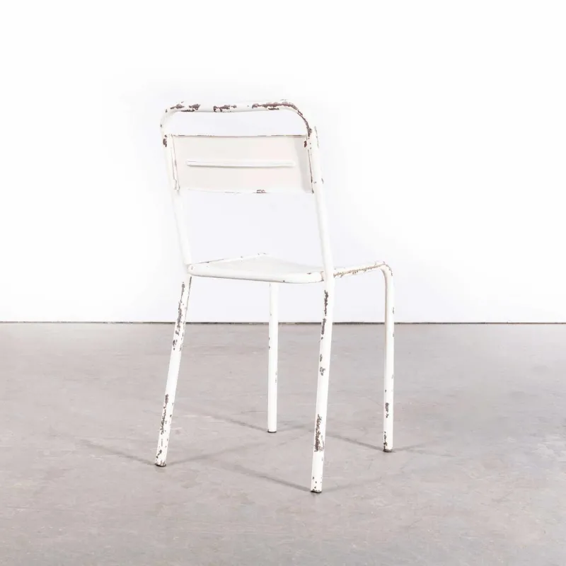 Pamono Vintage French Stacking Outdoor Chairs in White Metal by Tolix, 1950s> Garden Seating