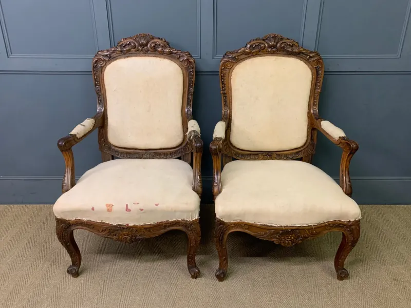 Pamono Vintage French Walnut Chairs, 1880, Set of 2> Lounge Chairs & Armchairs