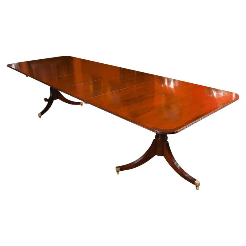 Discount Pamono Vintage George III Style Pedestal Dining Table