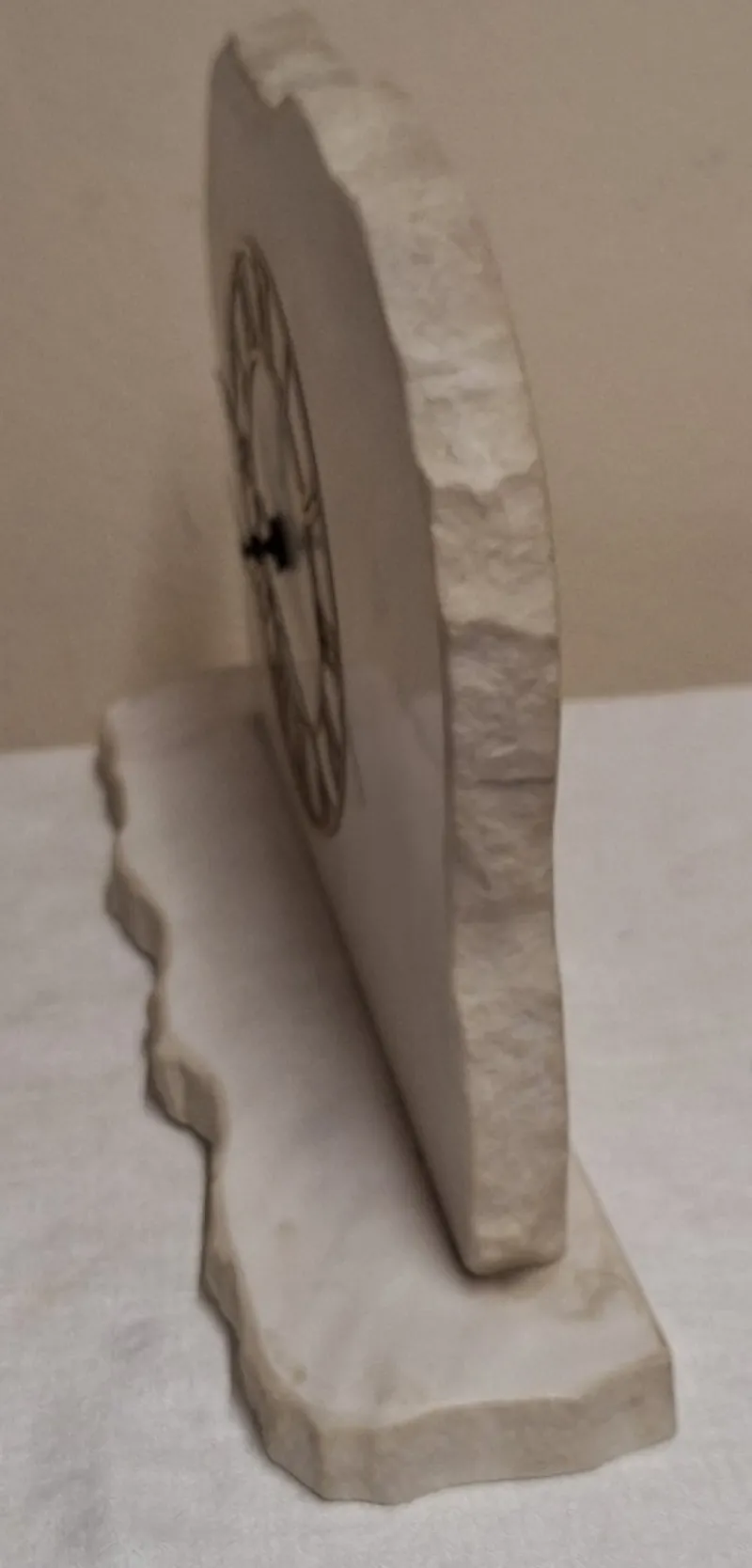 Pamono Vintage German Mantel Clock in White Marble with Brass Numerals, 1970s> Watches