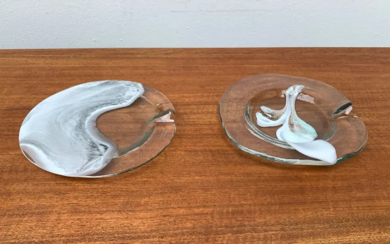 Pamono Vintage German Richartz Art Collection Glass Plate and Bowl by Hans Jürgen Richartz for Mathildenhütte, Solingen, Set of 2