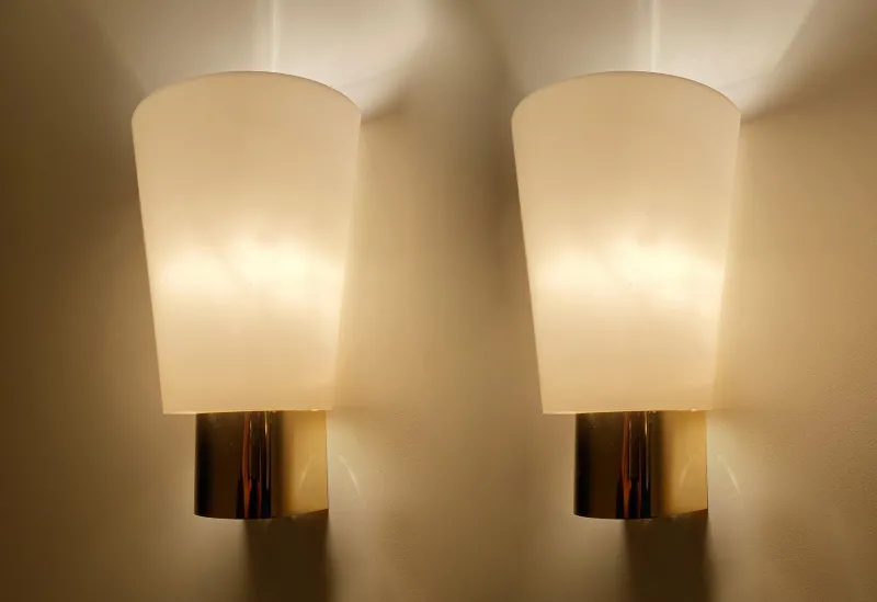 Pamono Vintage Glass Sconces from Limburg, Set of 2> Wall Lights & Sconces