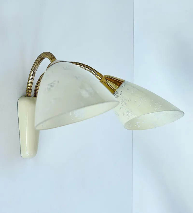 Pamono Vintage Glass Sconces, 1950s, Set of 2> Wall Lights & Sconces