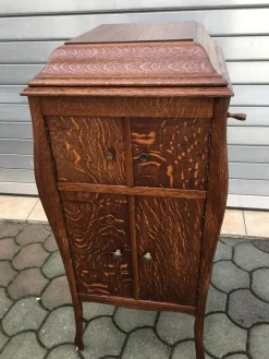Pamono Vintage Gramophone in a Cabinet by Jupiter Mark Bevete, 1920s><noscript><img width=