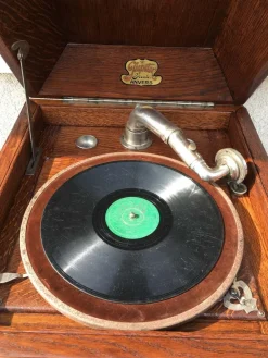 Pamono Vintage Gramophone in a Cabinet by Jupiter Mark Bevete, 1920s><noscript><img width=