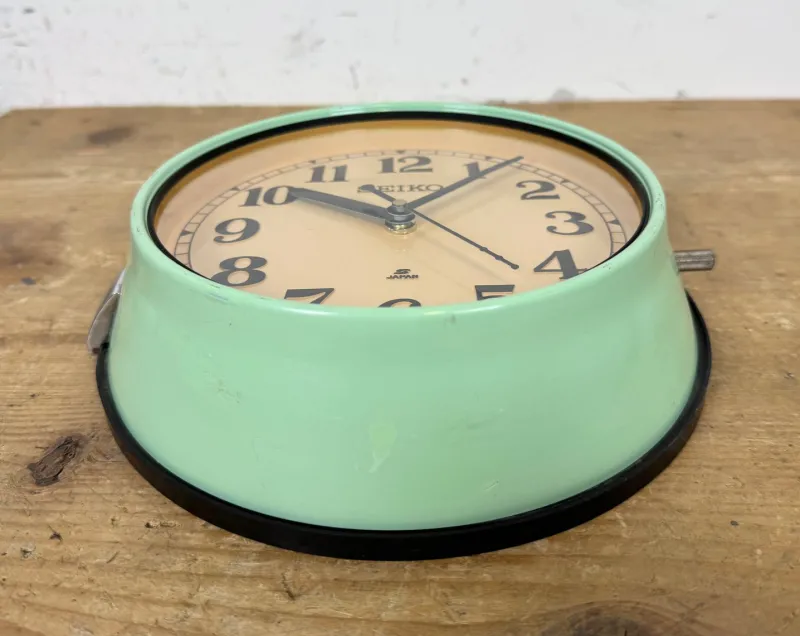 Pamono Vintage Green Ships Wall Clock from Seiko, 1970s> Clocks