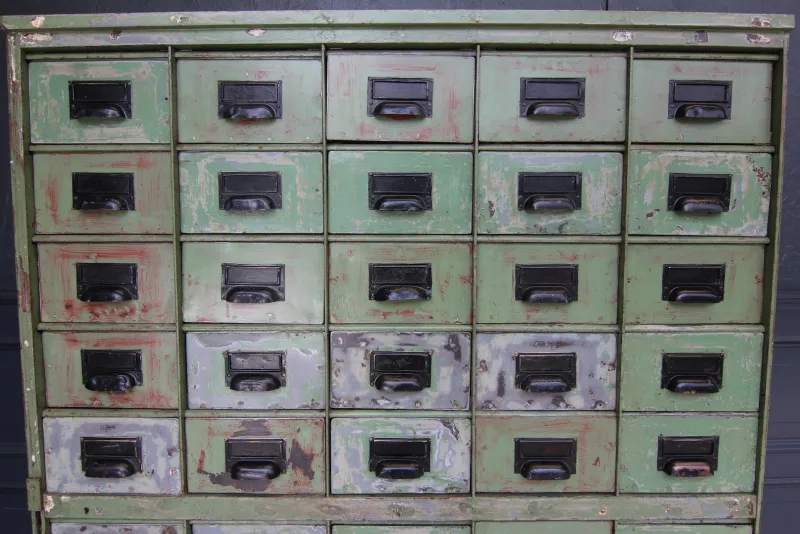 Pamono Vintage Industrial Metal Drawer Cabinet, 1920s> Dressers, Commodes & Chests