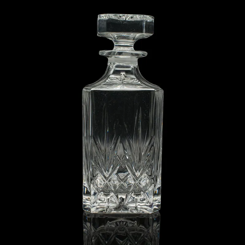 Hot Pamono Vintage Irish Whiskey Decanter with Cut Crystal Glass, 1960s