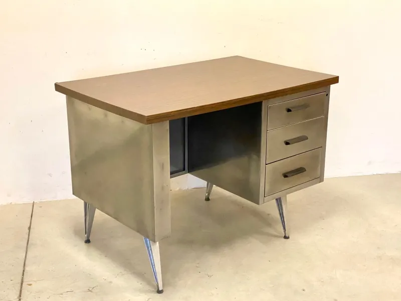 Sale Pamono Vintage Iron Desk, 1970s