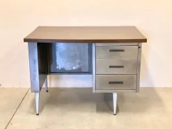 Sale Pamono Vintage Iron Desk, 1970s