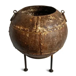 Pamono Vintage Iron Rivet Pot Planter, 1960s> Planters And Jardiniere