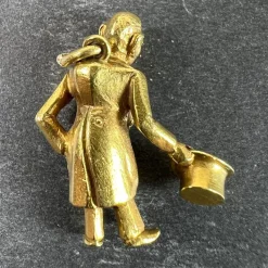 Pamono Vintage Italian 18 Karat Yellow Gold Lucky Gobbo Hunchback Charm Pendant, 1950s><noscript><img width=