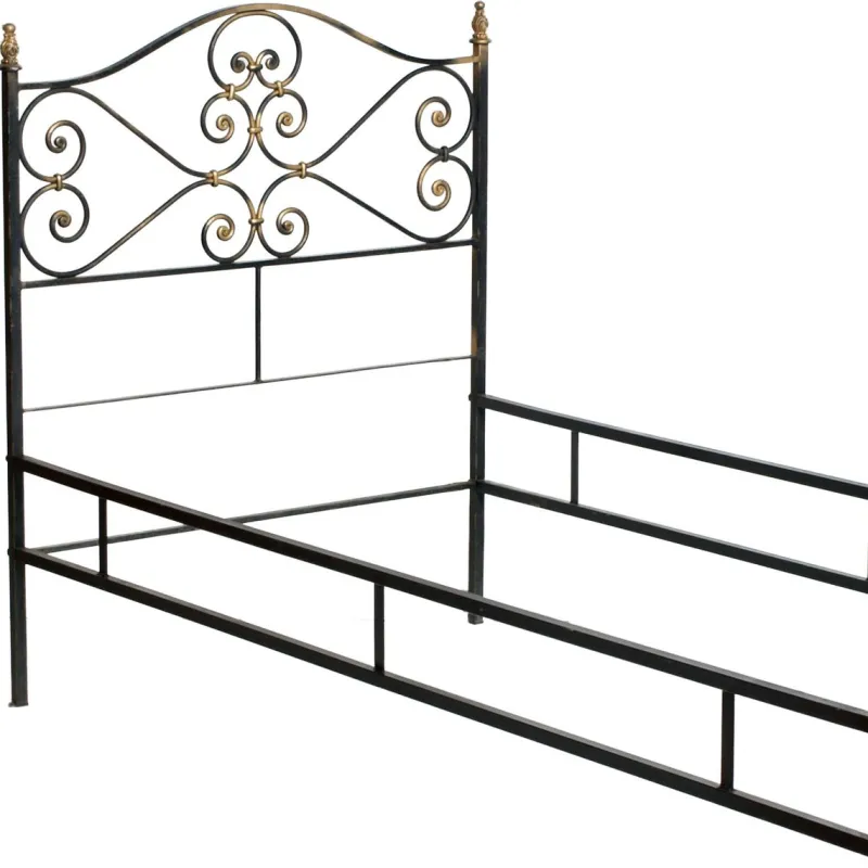 Pamono Vintage Italian Black and Gold Painted Wrought Iron Single Bed, 1950s> Beds & Bedroom Sets