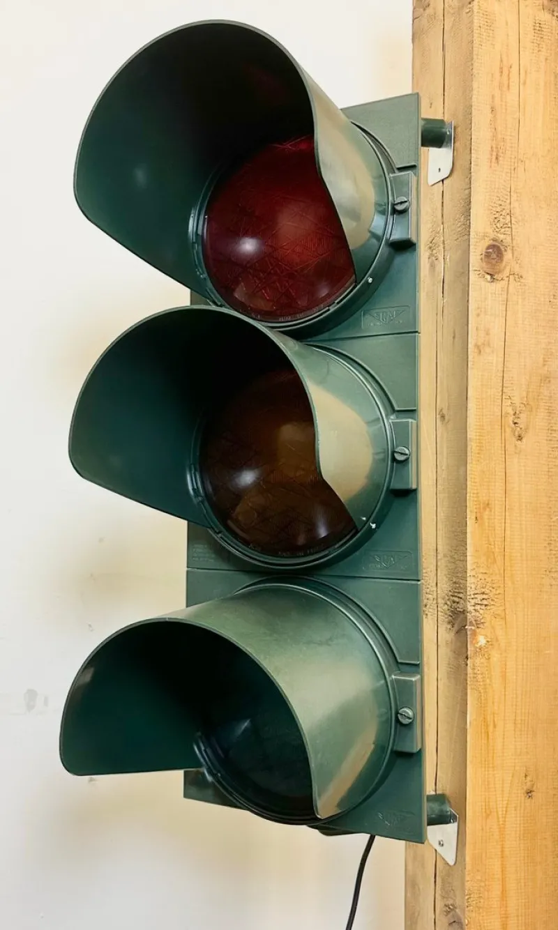 Pamono Vintage Italian Green Traffic Lights, 1980s> Garden Lighting