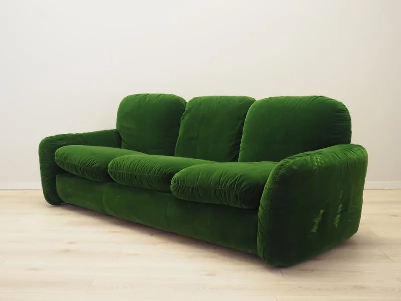 Pamono Vintage Italian Green Velour Sofa by Arrigo Arrigoni for Busnelli, 1970s> Couches & Sofas