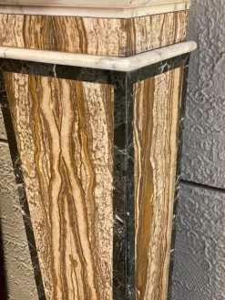 Pamono Vintage Italian Neoclassical Inlaid Marble Pedestals, 1970, Set of 2><noscript><img width=