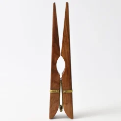 Pamono Vintage Italian Walnut and Brass Nutcracker, 1970s> Cutlery & Serving Utensils