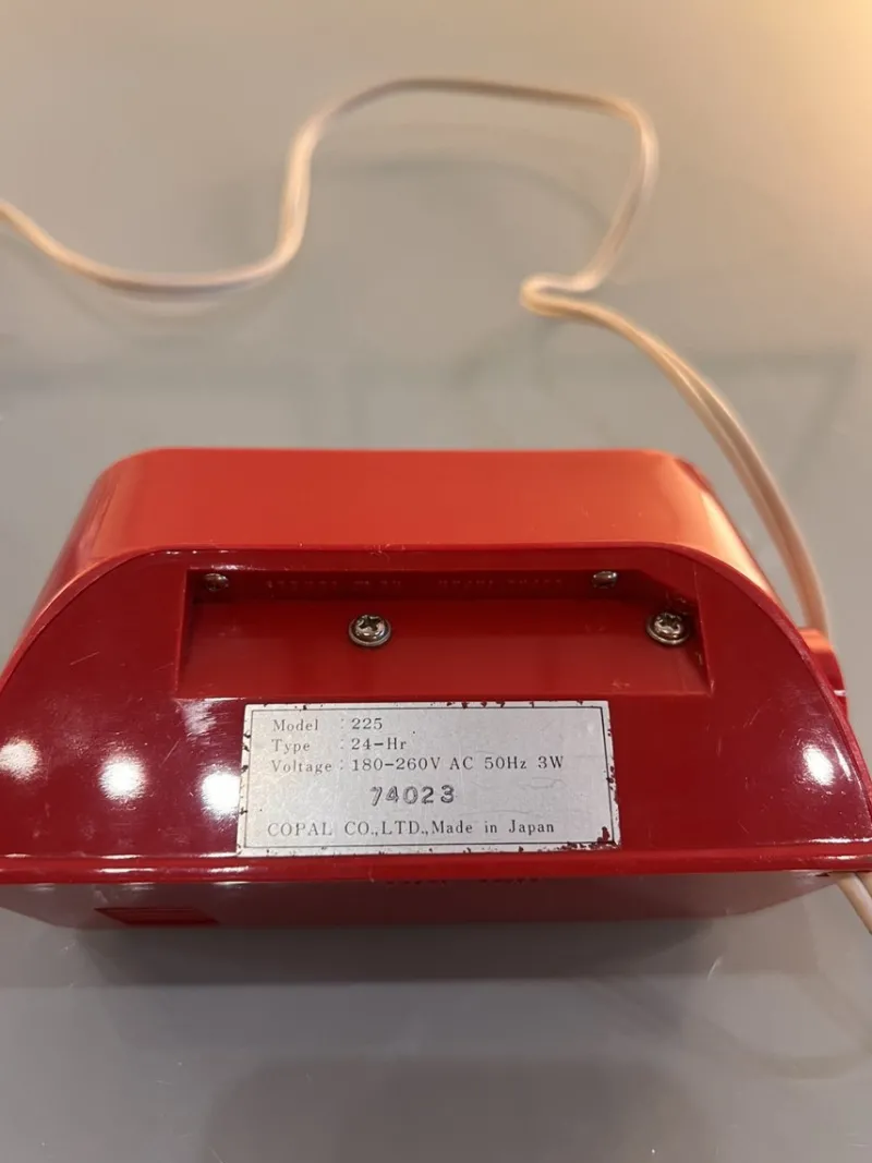 Pamono Vintage Japanese Red Copal Clock, 1970s> Clocks