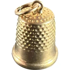 Pamono Vintage 9k Yellow Gold Charm Pendant, 1990s> Necklaces