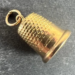 Pamono Vintage 9k Yellow Gold Charm Pendant, 1990s> Necklaces