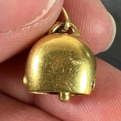 Pamono Vintage 18K Yellow Gold Cow Bell Charm Pendant, 1960s><noscript><img width=