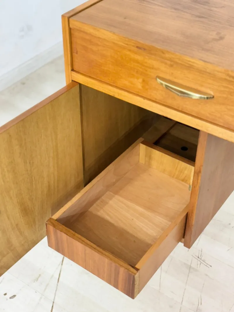 Pamono Vintage Ladies Desk in Wood, 1960s> Desks