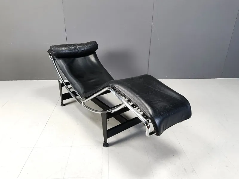 Pamono Vintage Lc4 Chaise Longue by Le Corbusier for Cassina, 1970s> Daybeds & Chaises Lounges