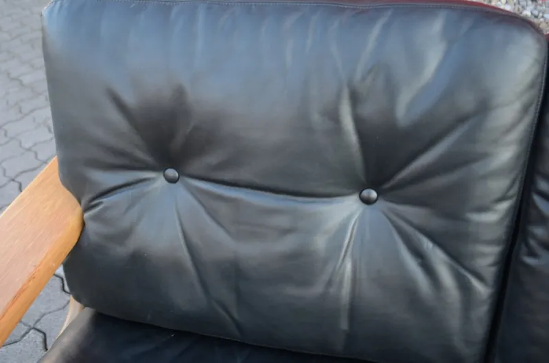 Outlet Pamono Vintage Leather Bonanza Sofa by Esko Pajamies for Asko