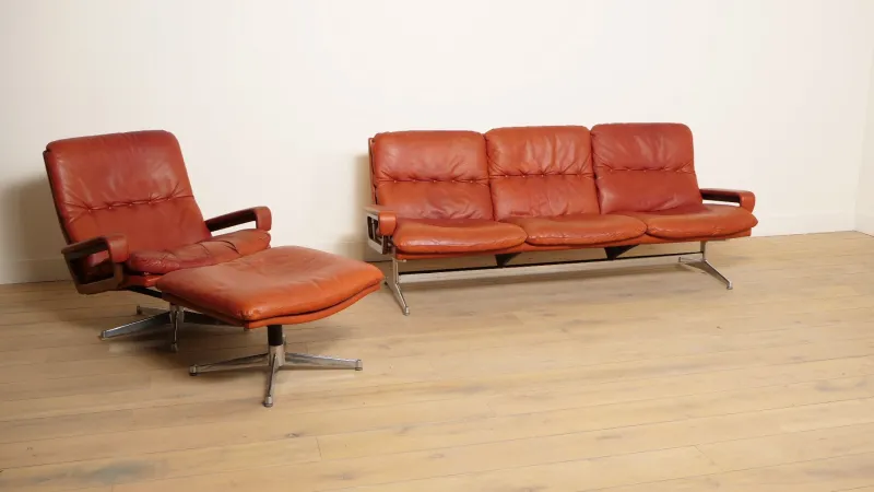 Clearance Pamono Vintage Leather Model King 3-Seater, Armchair and Hocker attributed to André Vandenbeuck for Strässle, Set of 3