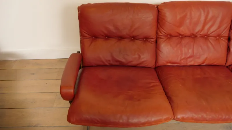 Clearance Pamono Vintage Leather Model King 3-Seater, Armchair and Hocker attributed to André Vandenbeuck for Strässle, Set of 3