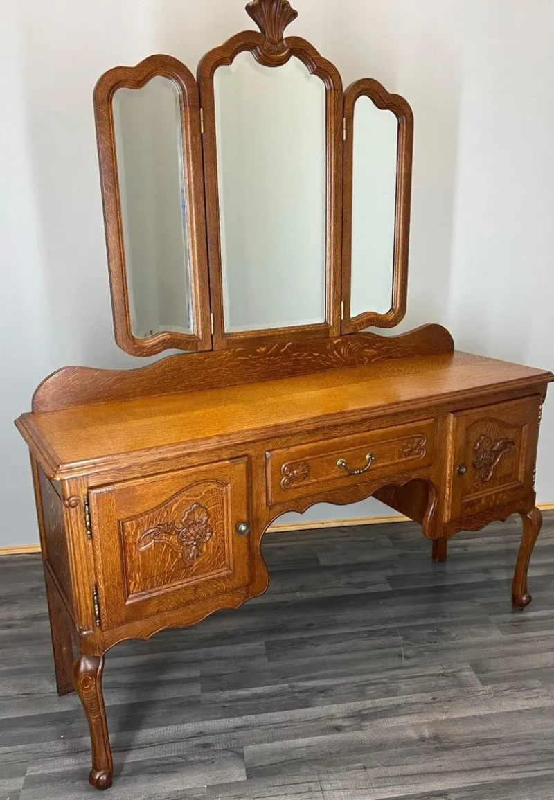 Pamono Vintage Louis French Dressing Table with Mirror in Oak