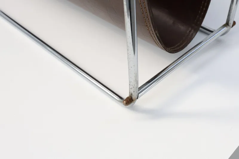 Pamono Vintage Magazine Rack in Chrome and Faux Leather, France, 1960s