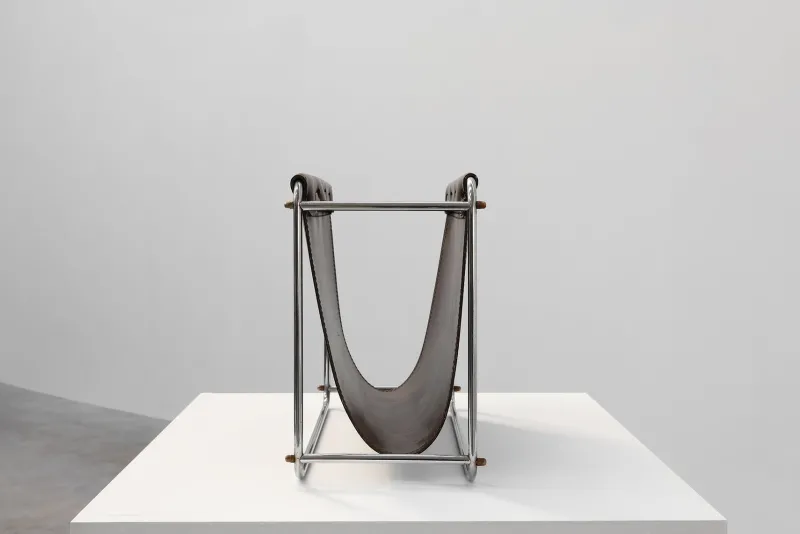 Pamono Vintage Magazine Rack in Chrome and Faux Leather, France, 1960s