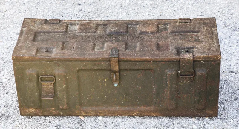 Pamono Vintage Metal Military Trunk, 1940s> Trunks Crates & Baskets