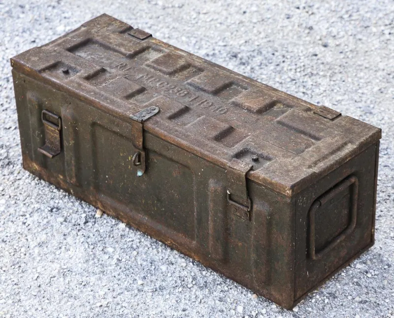 Pamono Vintage Metal Military Trunk, 1940s> Trunks Crates & Baskets