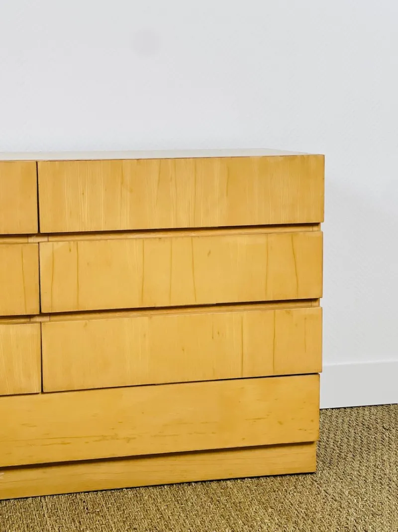 Pamono Vintage Minimalist Maple Chest of Drawers, 1960s