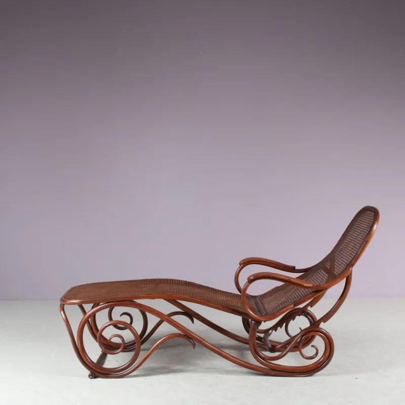 Pamono Vintage Model 2 Adjustable Chaise Lounge by Thonet, 1890s