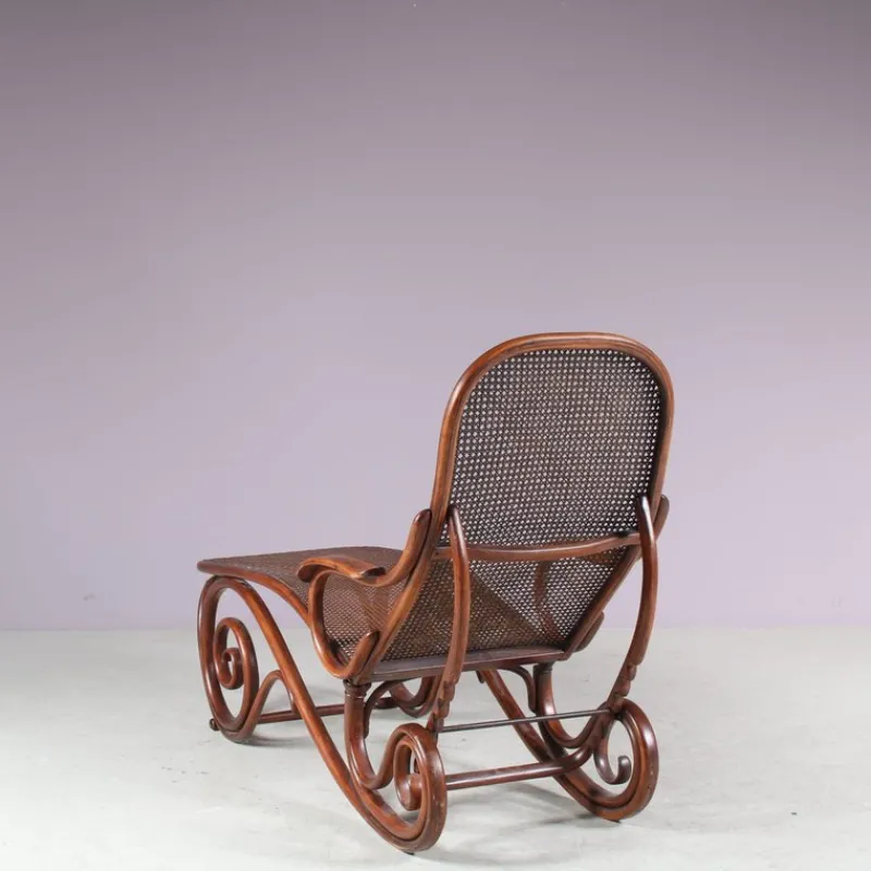 Pamono Vintage Model 2 Adjustable Chaise Lounge by Thonet, 1890s