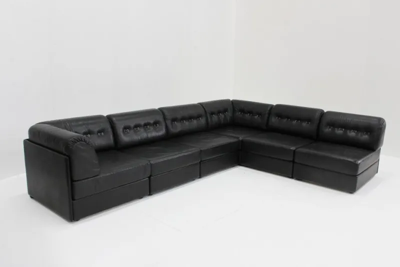 Pamono Vintage Modular Sectional Sofa in Black Leather, 1970s, Set of 6> Couches & Sofas