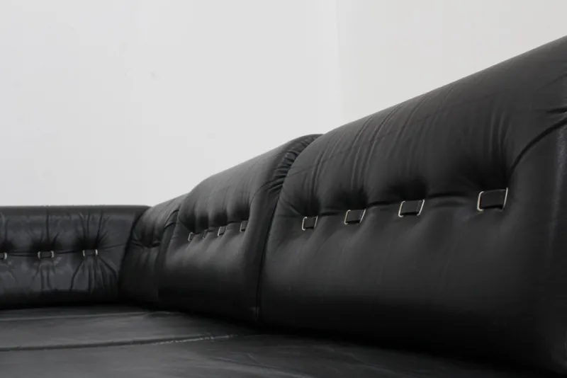 Pamono Vintage Modular Sectional Sofa in Black Leather, 1970s, Set of 6> Couches & Sofas