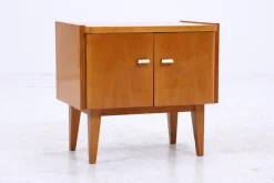 Pamono Vintage Nightstands in Wood, 1960s, Set of 2> Nightstands