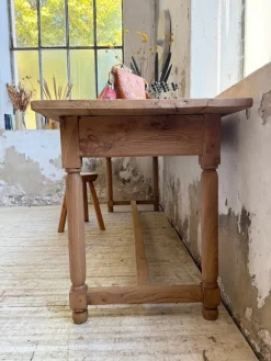 Pamono Vintage Oak Drapers Console Table, 1950s><noscript><img width=