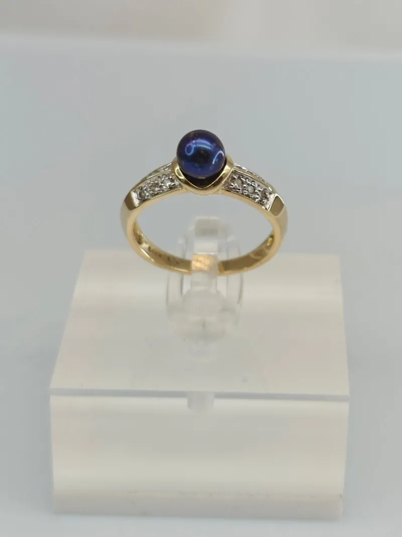 Clearance Pamono Vintage Pearl Gold Ring with Diamonds, 1970s