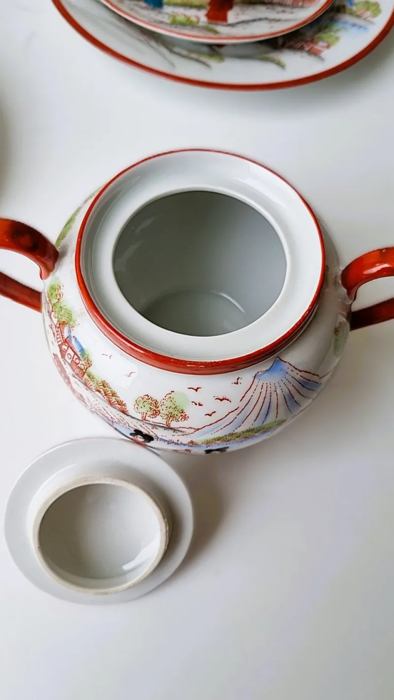Pamono Vintage Porcelain Fudschijama Geisha Tea Service, Japan, 1960s, Set of 17> Coffee & Tea Service