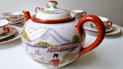 Pamono Vintage Porcelain Fudschijama Geisha Tea Service, Japan, 1960s, Set of 17><noscript><img width=
