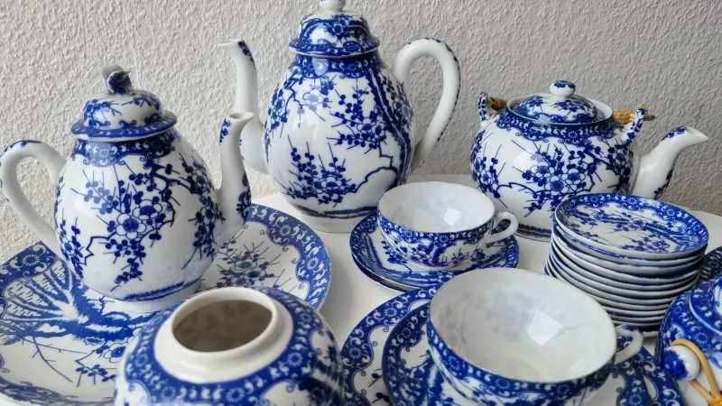 Online Pamono Vintage Porcelain Tea Service, 1950s, Set of 44