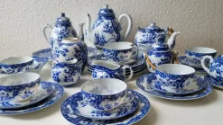 Online Pamono Vintage Porcelain Tea Service, 1950s, Set of 44