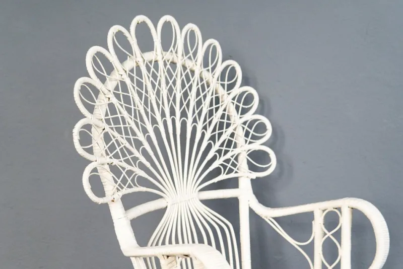 Pamono Vintage Rattan Peacock Armchair> Garden Seating