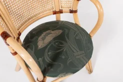 Pamono Vintage Rattan-Bamboo Indoor/Outdoor Chairs with Table, 1970s, Set of 3><noscript><img width=