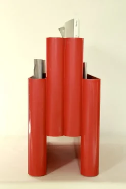 Pamono Vintage Red Plastic Carminio Magazine Holder by Giotto Stoppino for Kartell, Italy, 1980s><noscript><img width=